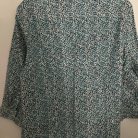 LL Bean floral button up shirt. NWOT. - Picture 4 of 4
